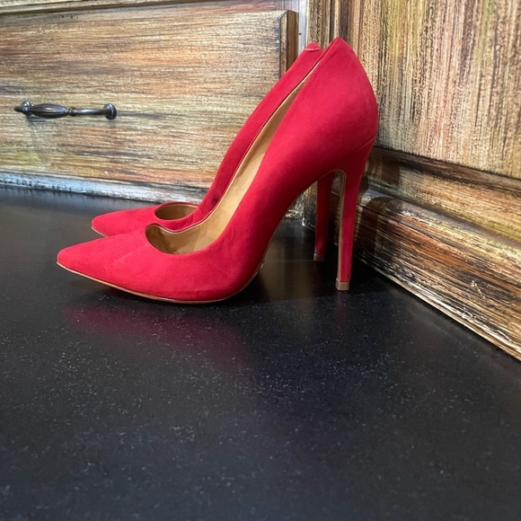 Schutz Scarlet Red Suede Pumps High Heels 4 1/2 inch heel - Picture 8 of 9